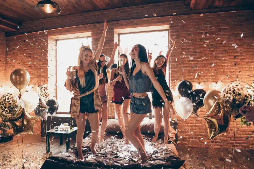 How to Plan a Cannabis Bachelorette Party