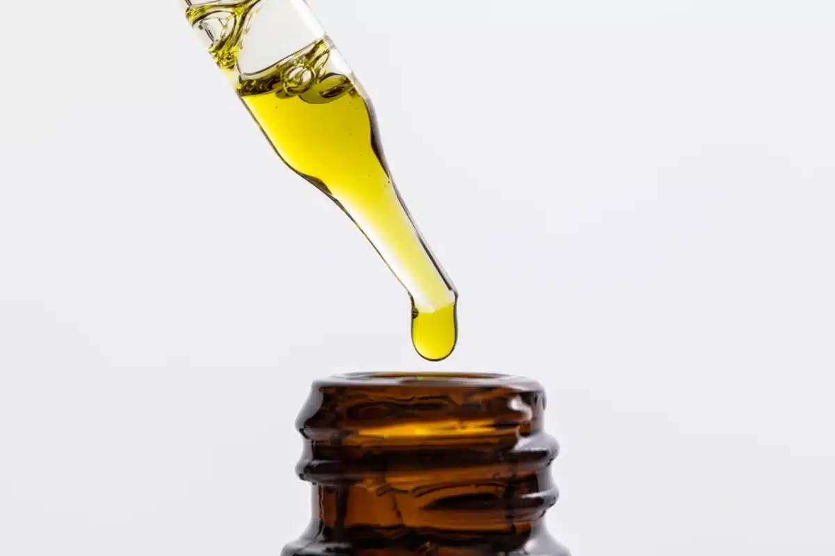 Understanding Elixirs: All About Soluble CBD Drops